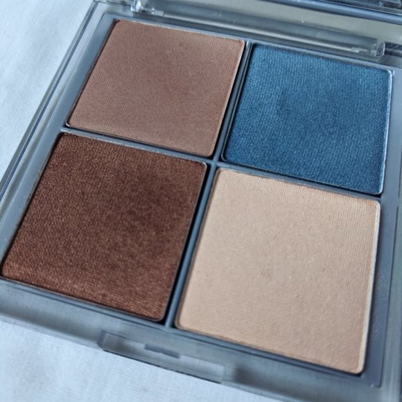 CARGO Vienna Neutral/Natural Eyeshadow Quad - Picture 2 of 5